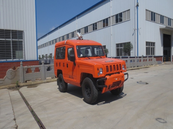 江特牌JDF5031XZHB6型森林防火指挥车