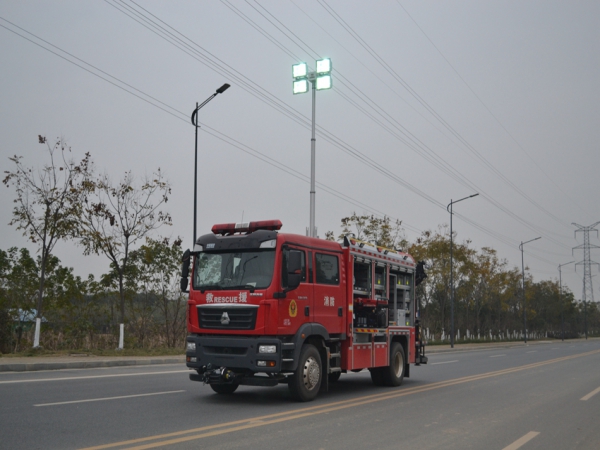 抢险救援车