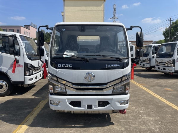 天威缘牌TWY5040GJYE6型加油车